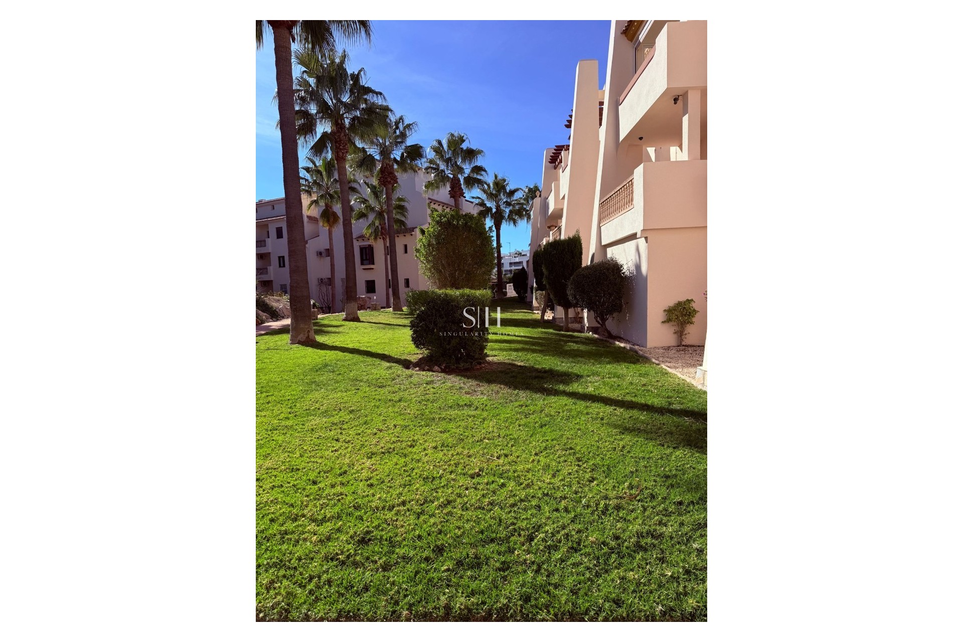 Resale - Apartment / flat - Las Ramblas Golf - Inland