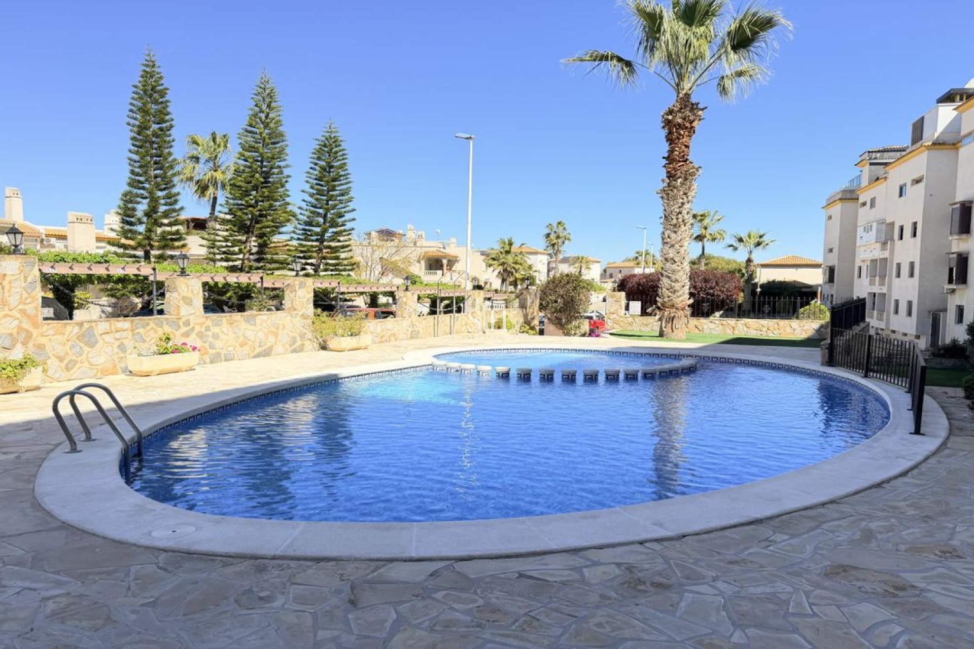 Resale - Apartment / flat - Las Ramblas Golf - Inland