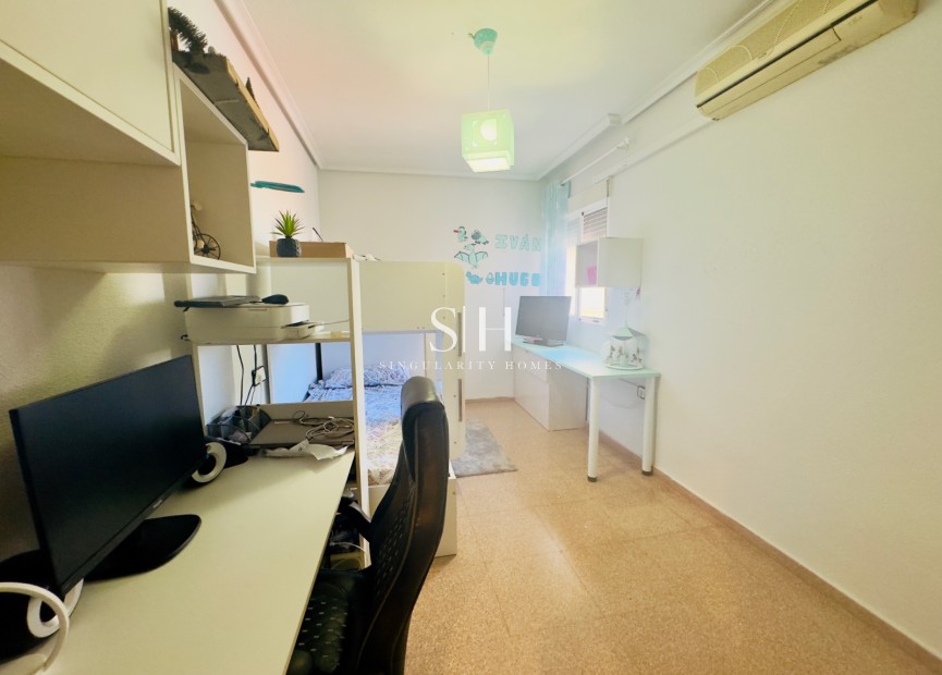 Resale - Apartment / flat - Los Montesinos