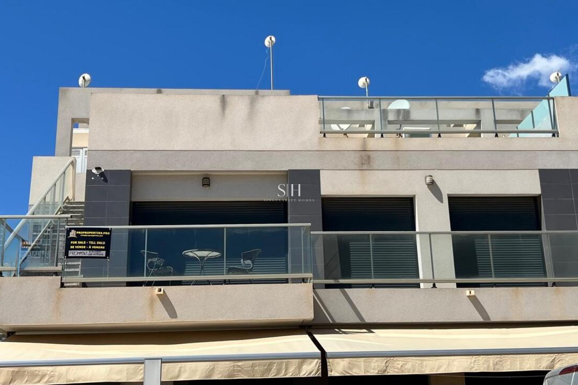 Resale - Apartment / flat - Mil Palmeras - Costa Blanca