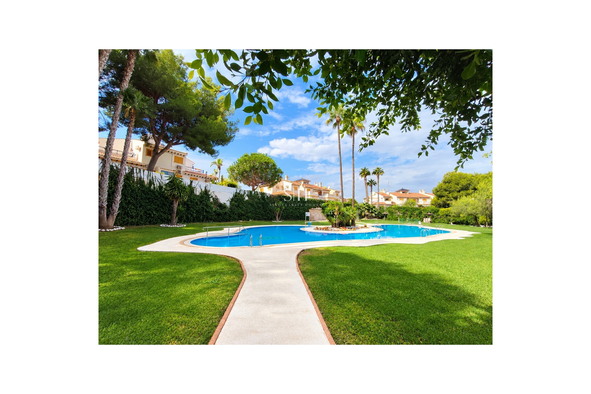 Resale - Apartment / flat - Mil Palmeras - Costa Blanca