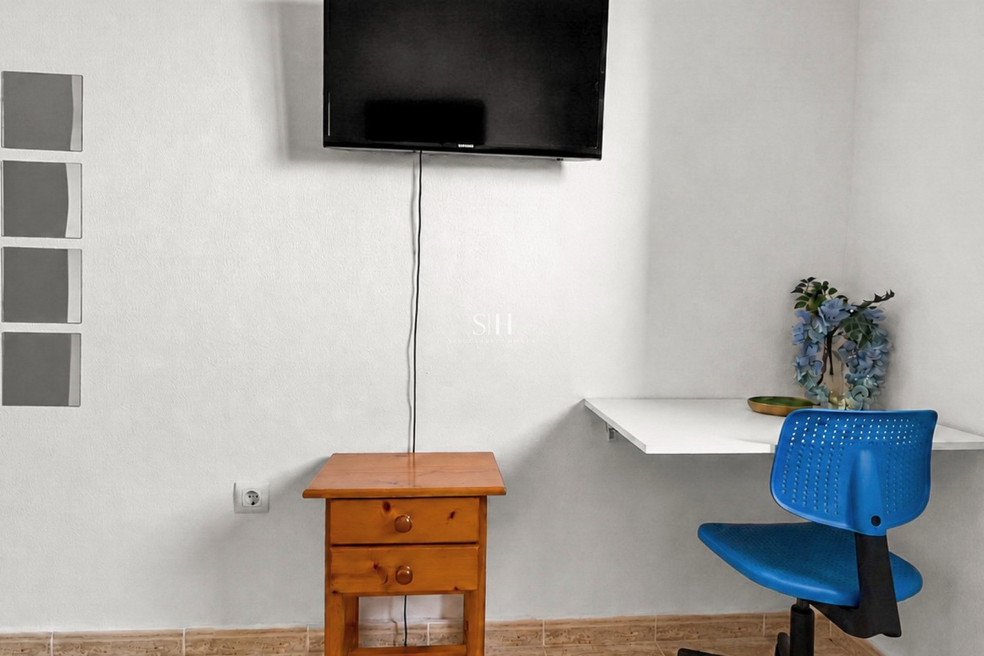 Resale - Apartment / flat - Mil Palmeras