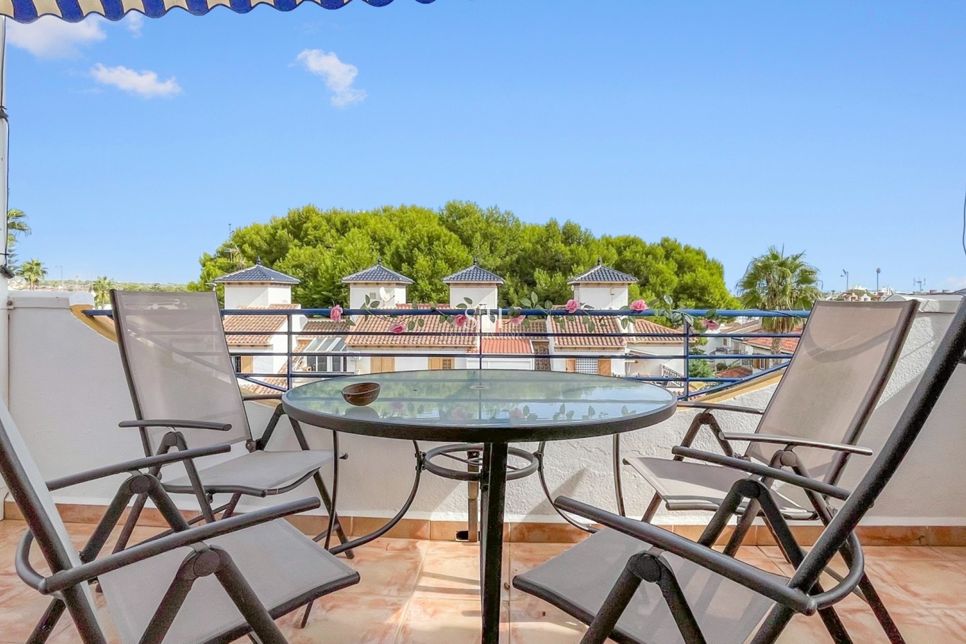 Resale - Apartment / flat - Mil Palmeras
