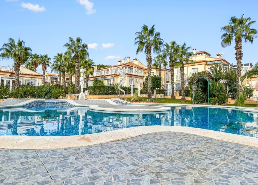 Resale - Apartment / flat - Orihuela Costa - Los Altos *