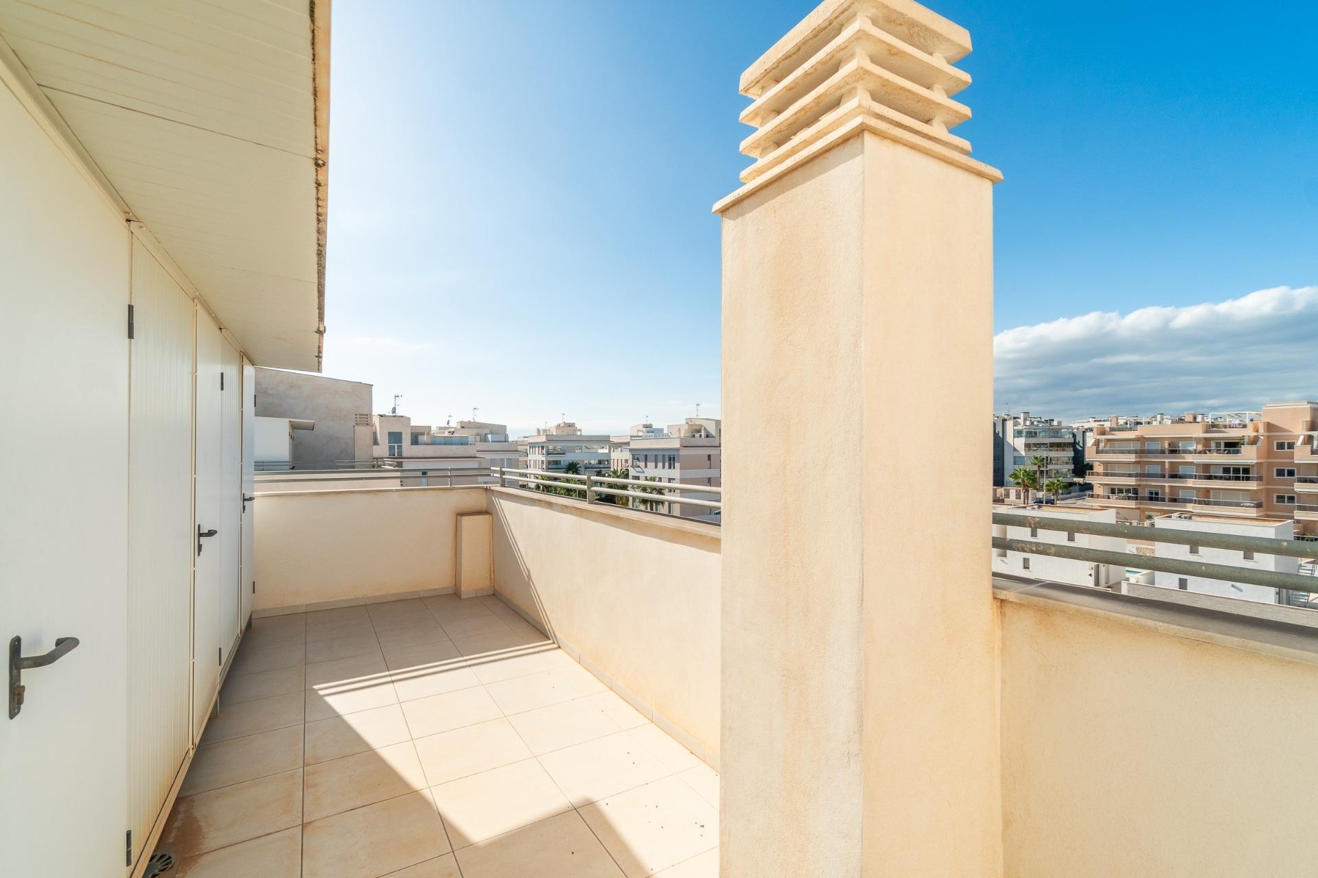 Resale - Apartment / flat - Orihuela Costa - Los Dolses