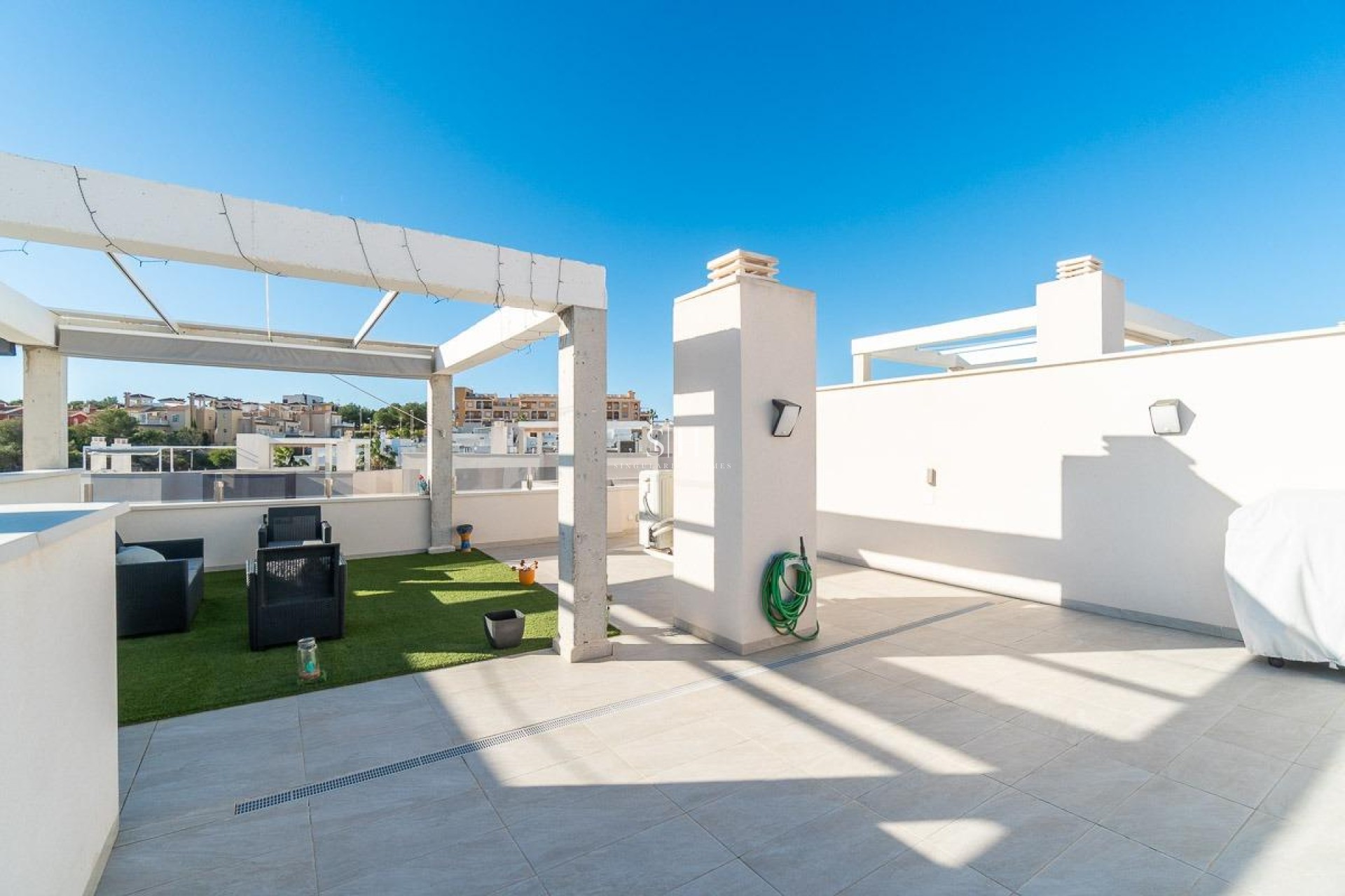 Resale - Apartment / flat - Orihuela Costa - PAU 26