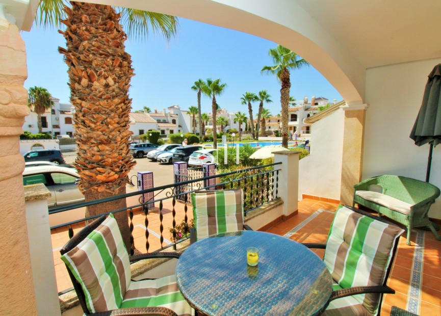 Resale - Apartment / flat - Orihuela Costa - PAU 8