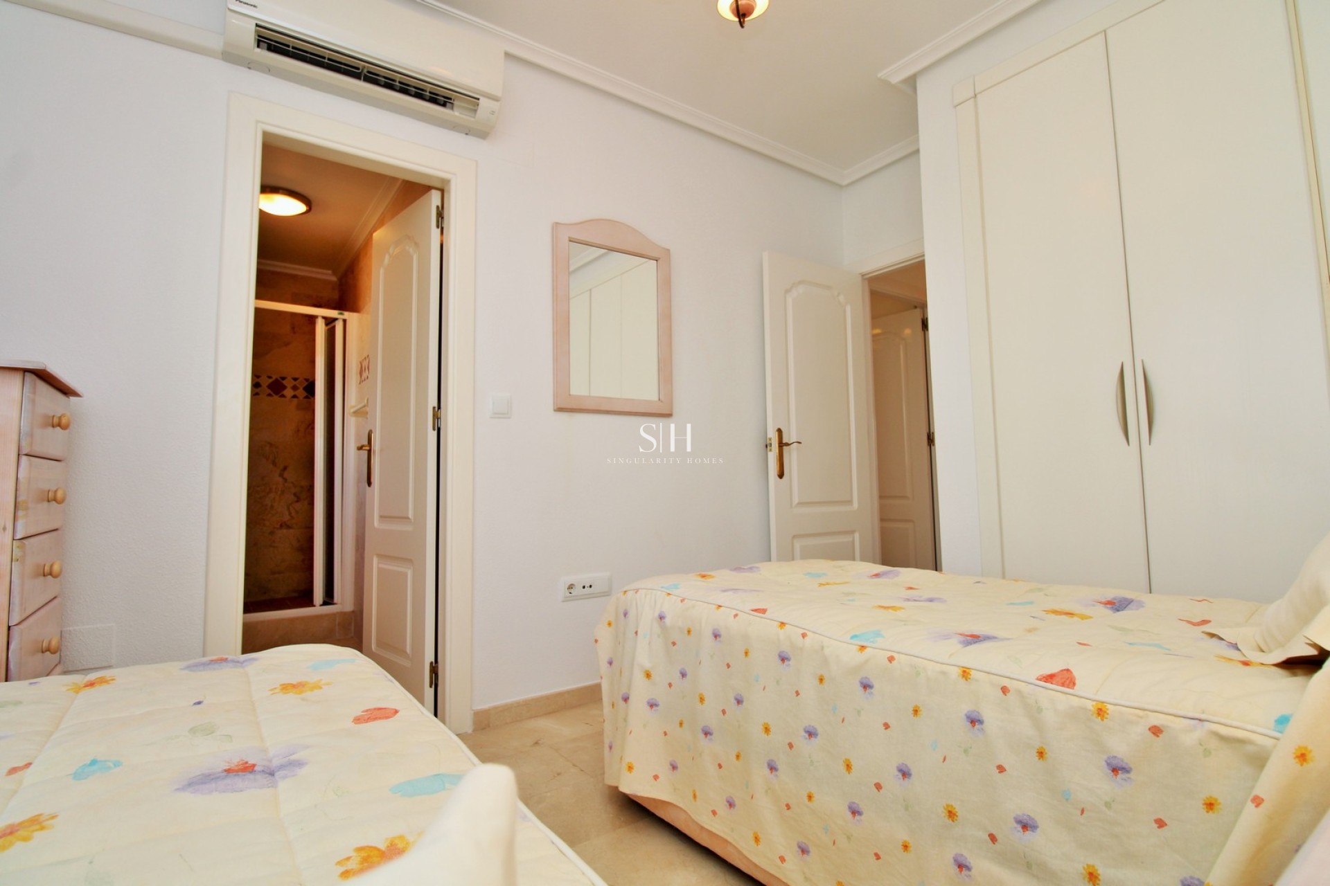 Resale - Apartment / flat - Orihuela Costa - PAU 8