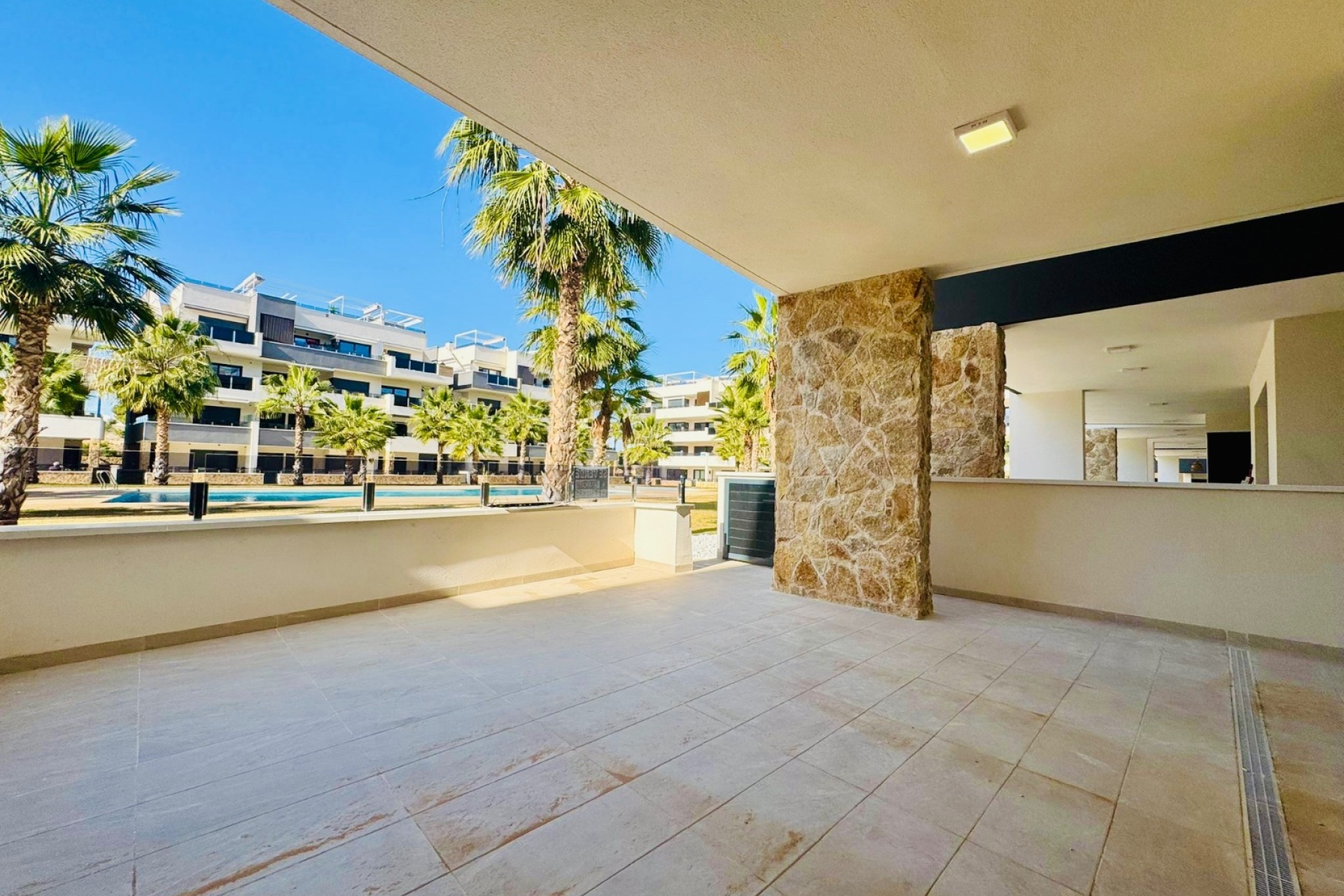 Resale - Apartment / flat - Orihuela Costa - Playa Flamenca