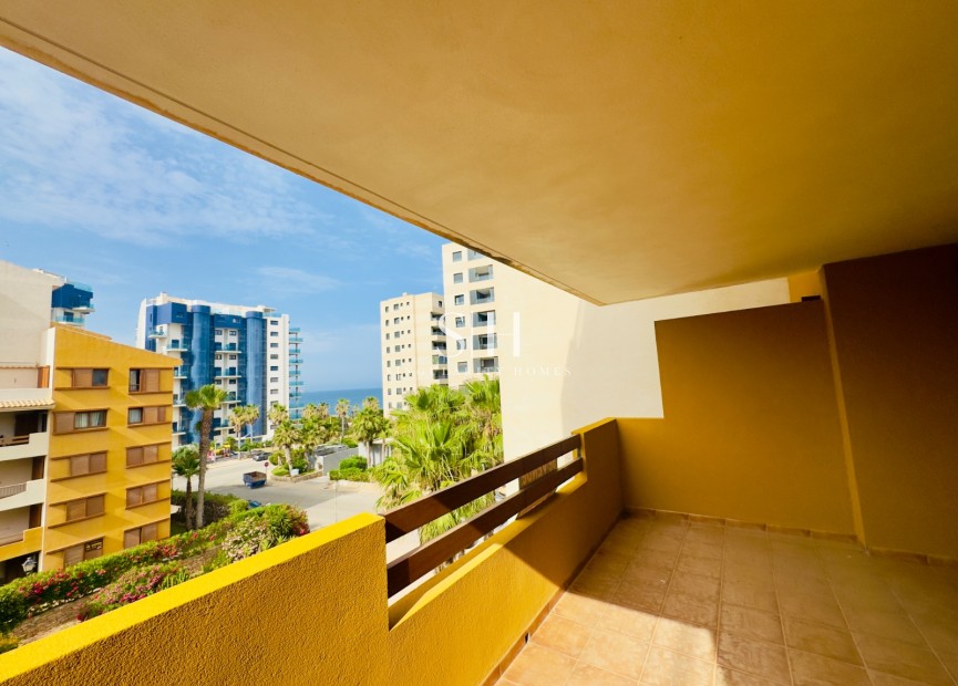 Resale - Apartment / flat - Orihuela Costa - Punta Prima