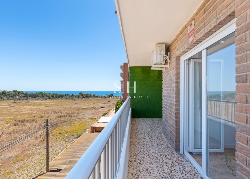 Resale - Apartment / flat - Orihuela Costa - Punta Prima