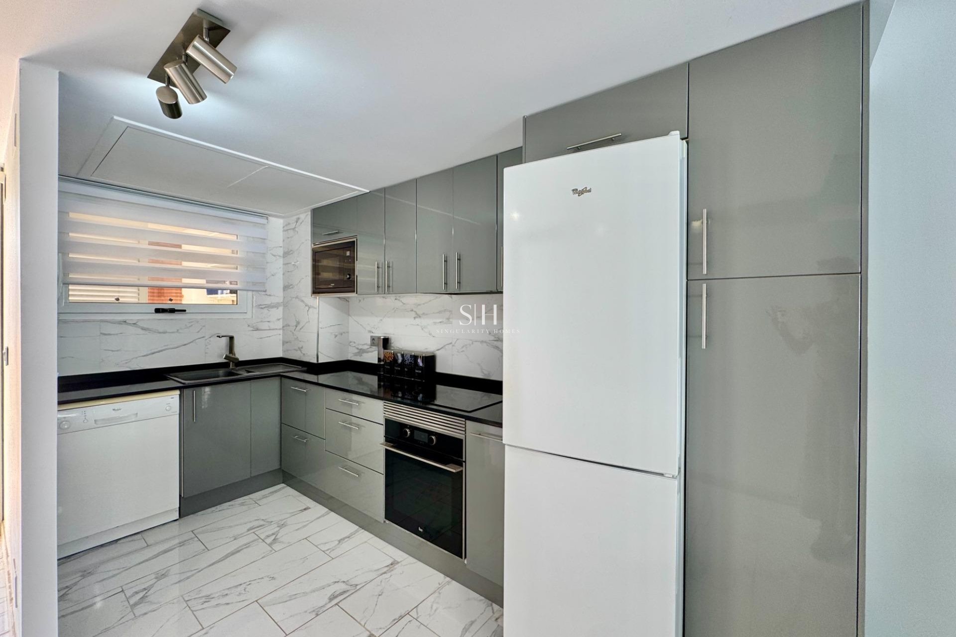 Resale - Apartment / flat - Orihuela Costa - Punta Prima