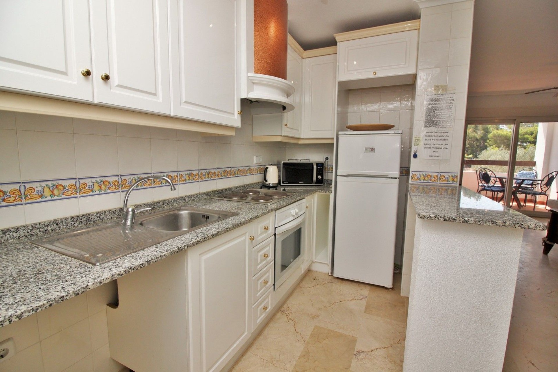 Resale - Apartment / flat - Orihuela Costa - Villamartín