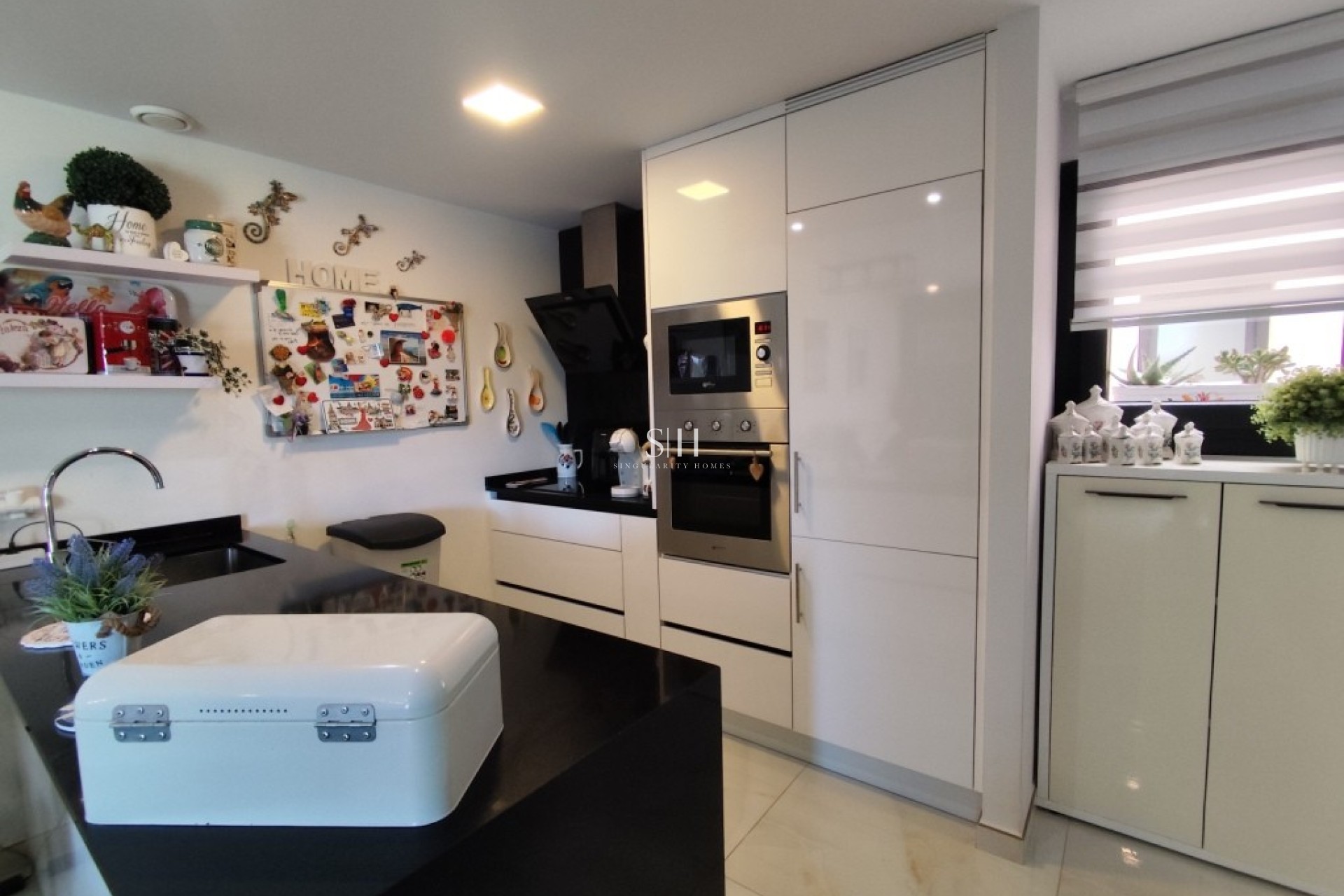 Resale - Apartment / flat - Orihuela Costa