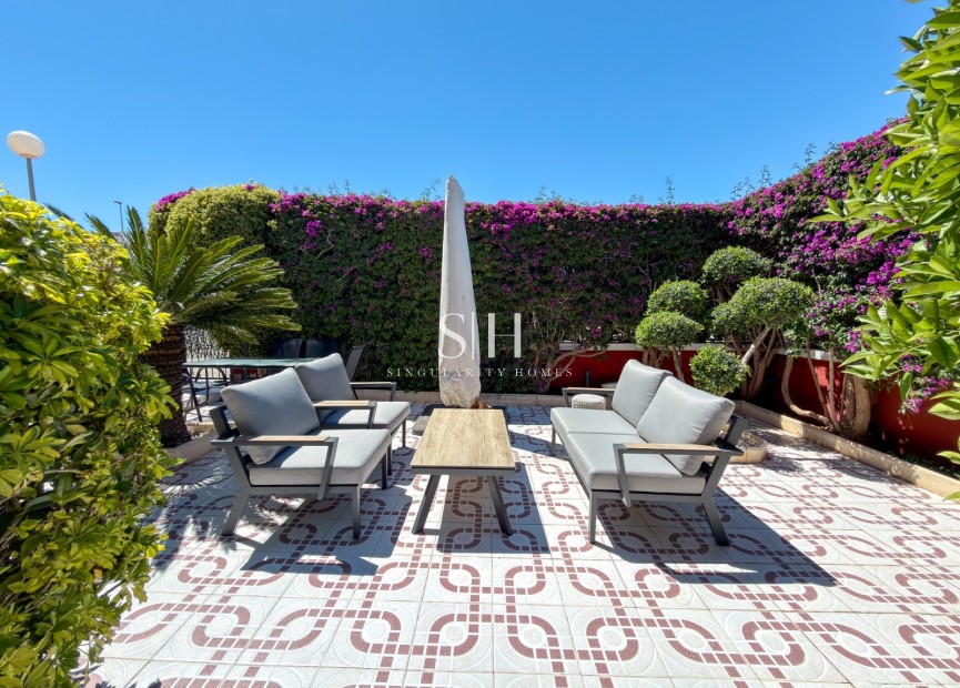 Resale - Apartment / flat - Orihuela Costa