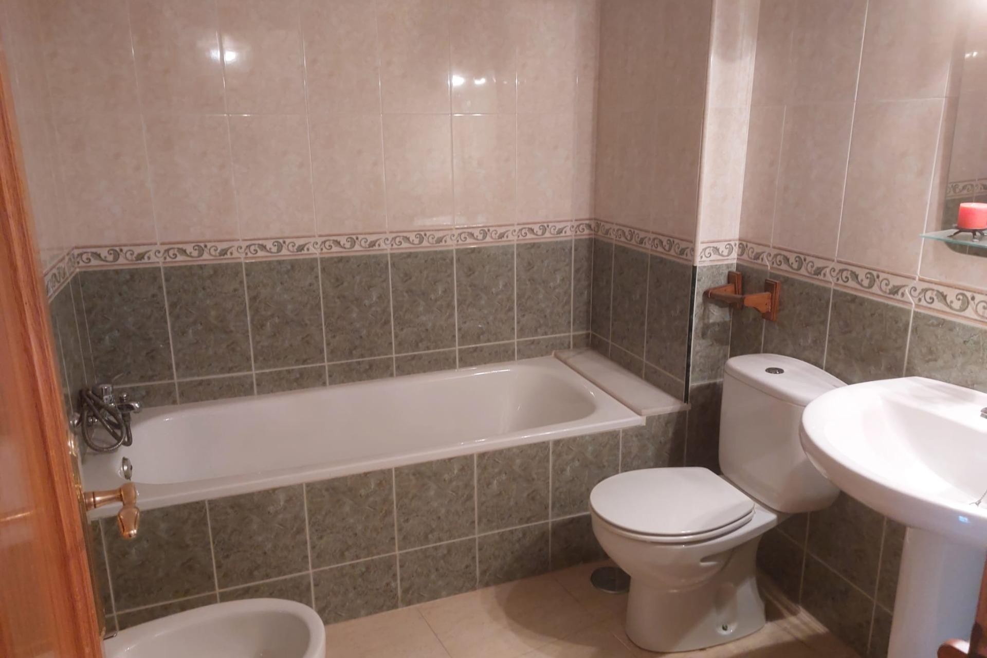 Resale - Apartment / flat - Orihuela - Zona Centro