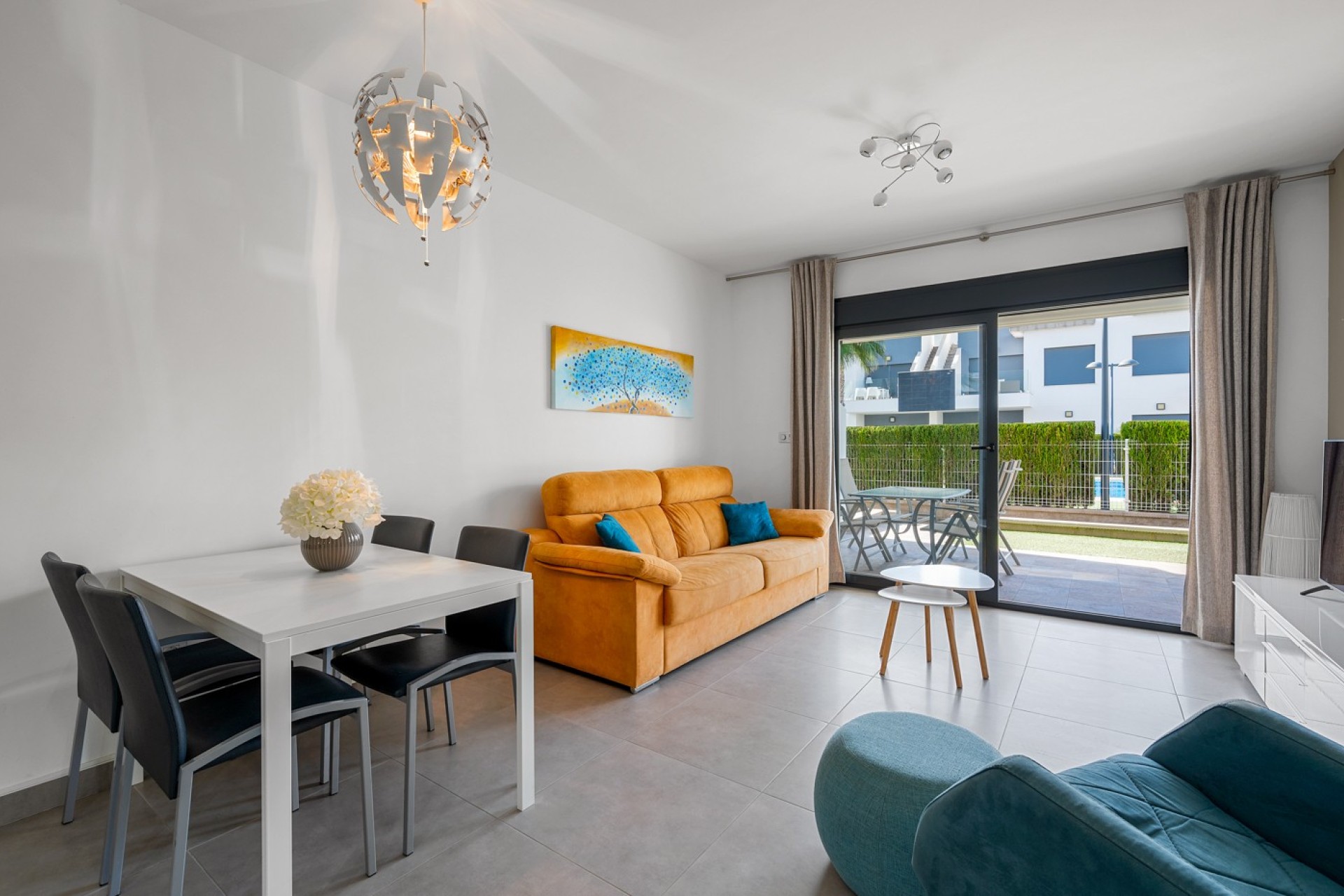 Resale - Apartment / flat - Pilar de la Horadada - Costa Blanca