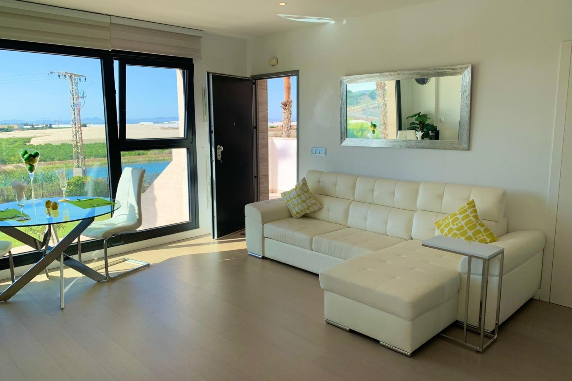 Resale - Apartment / flat - Pilar de la Horadada - Costa Blanca