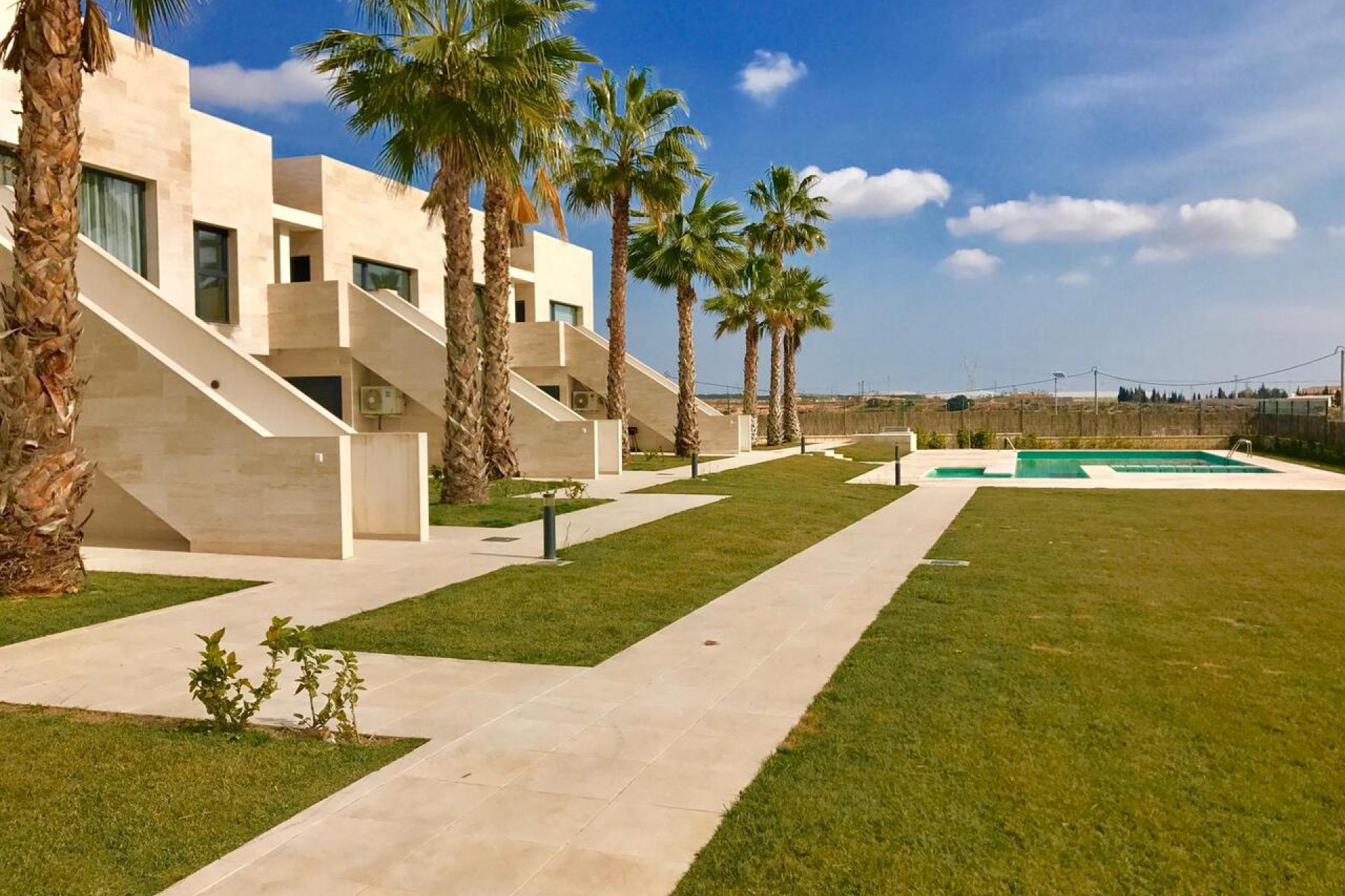 Resale - Apartment / flat - Pilar de la Horadada - Costa Blanca