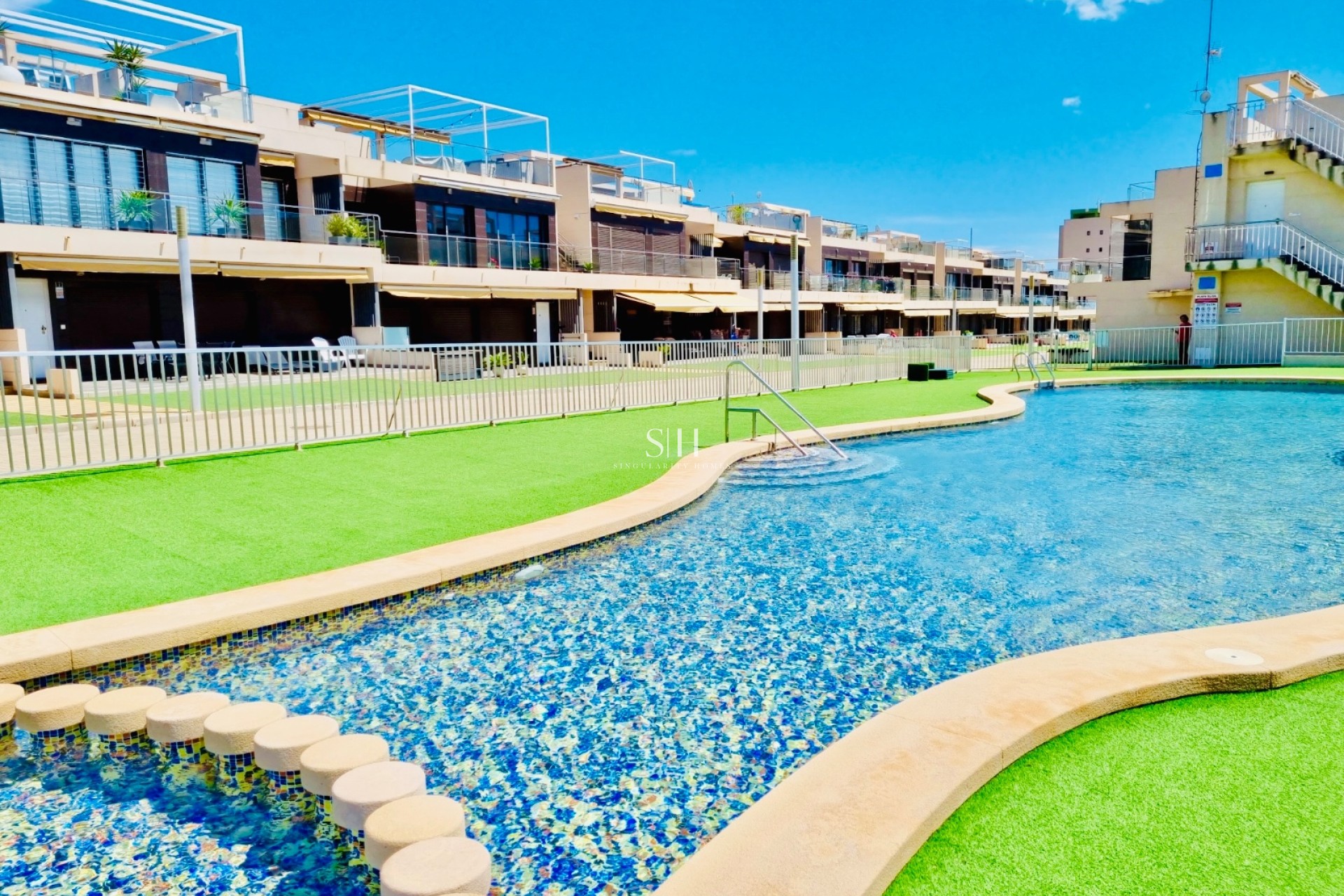 Resale - Apartment / flat - Pilar de la Horadada - Mil Palmeras