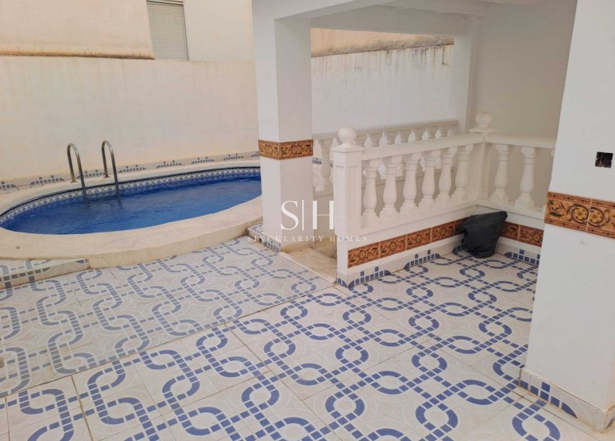 Resale - Apartment / flat - Playa del Cura - Costa Blanca