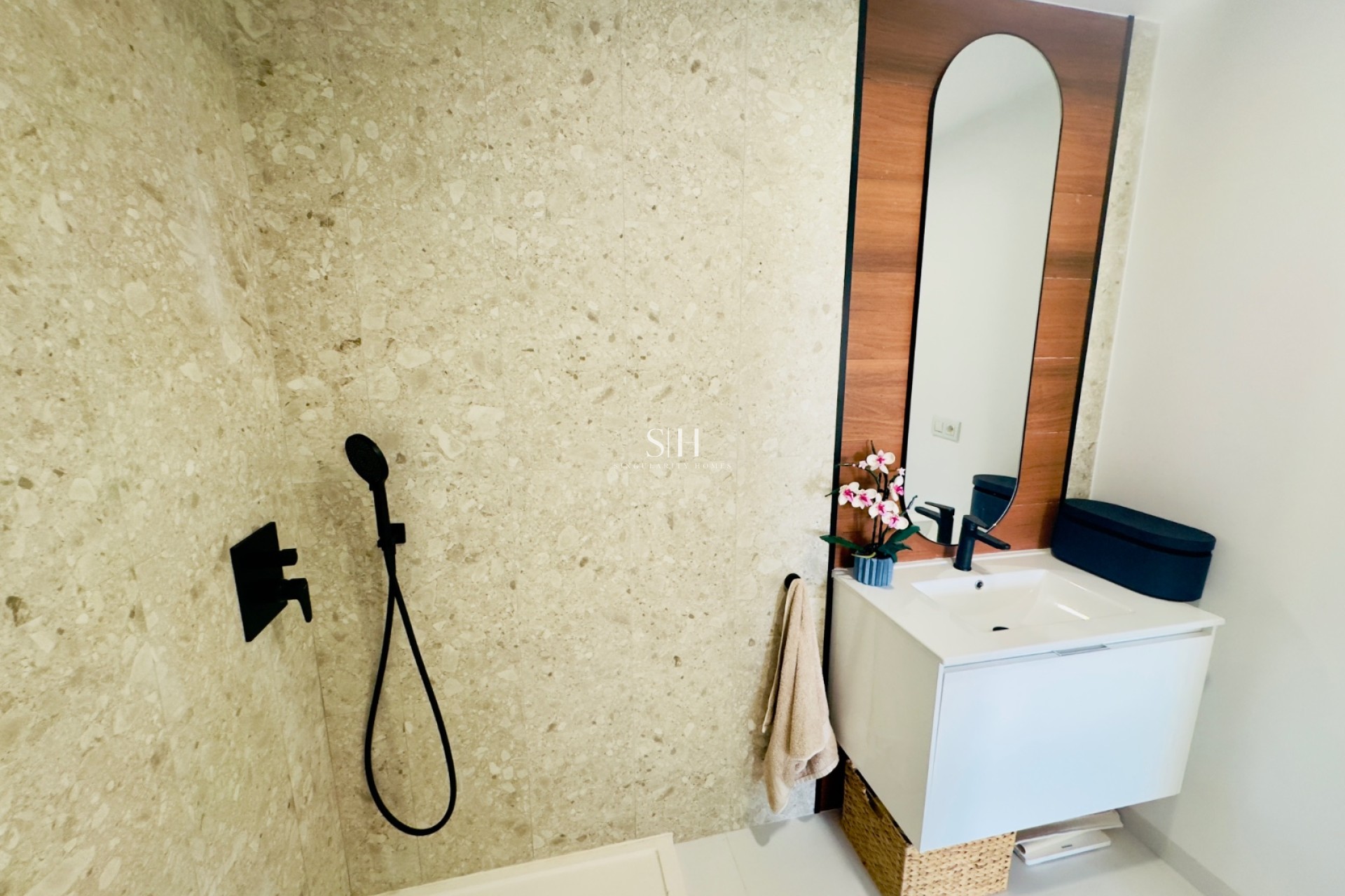 Resale - Apartment / flat - San Miguel de Salinas