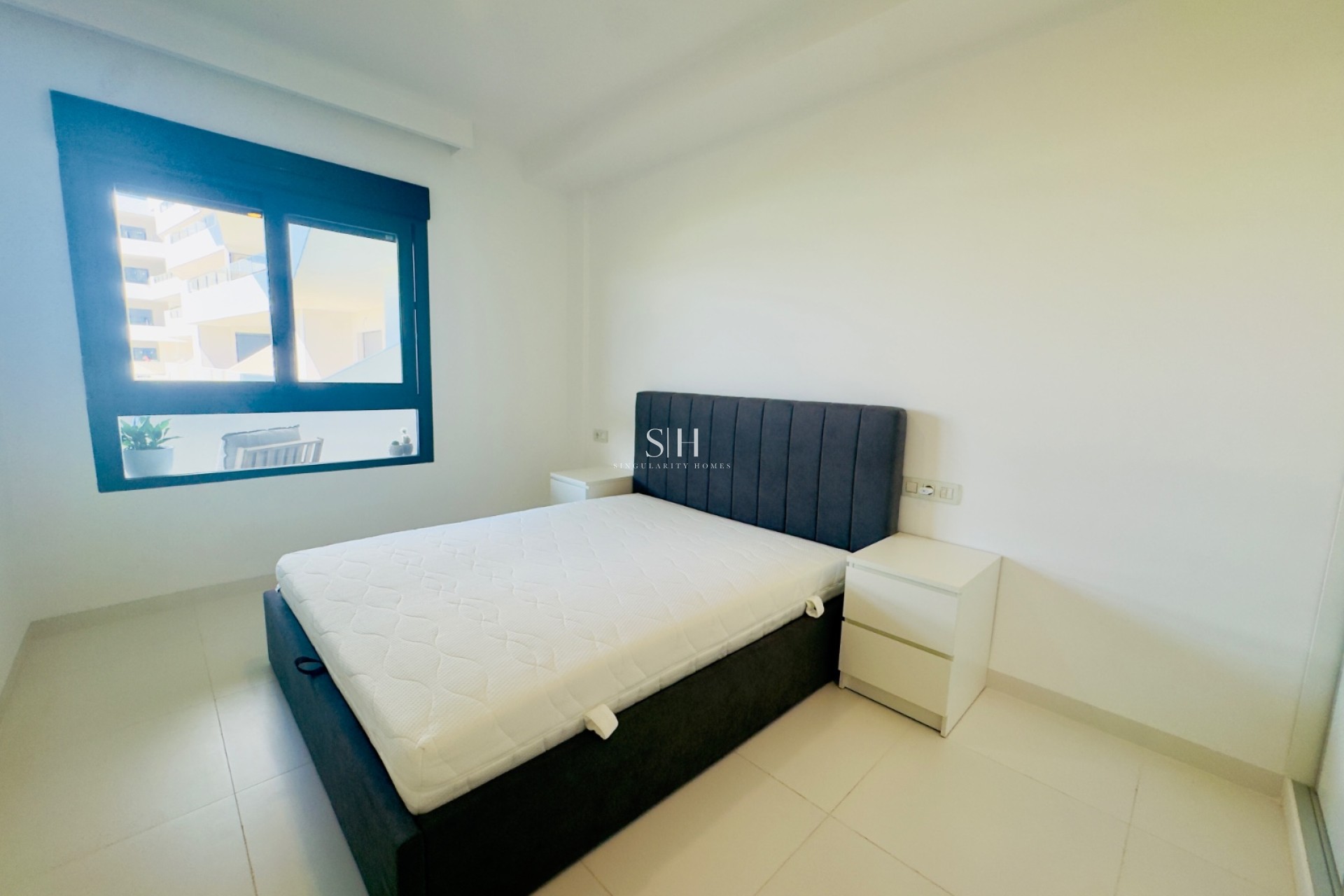 Resale - Apartment / flat - San Miguel de Salinas