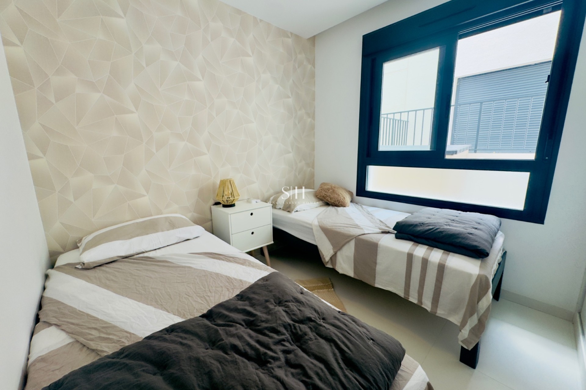 Resale - Apartment / flat - San Miguel de Salinas