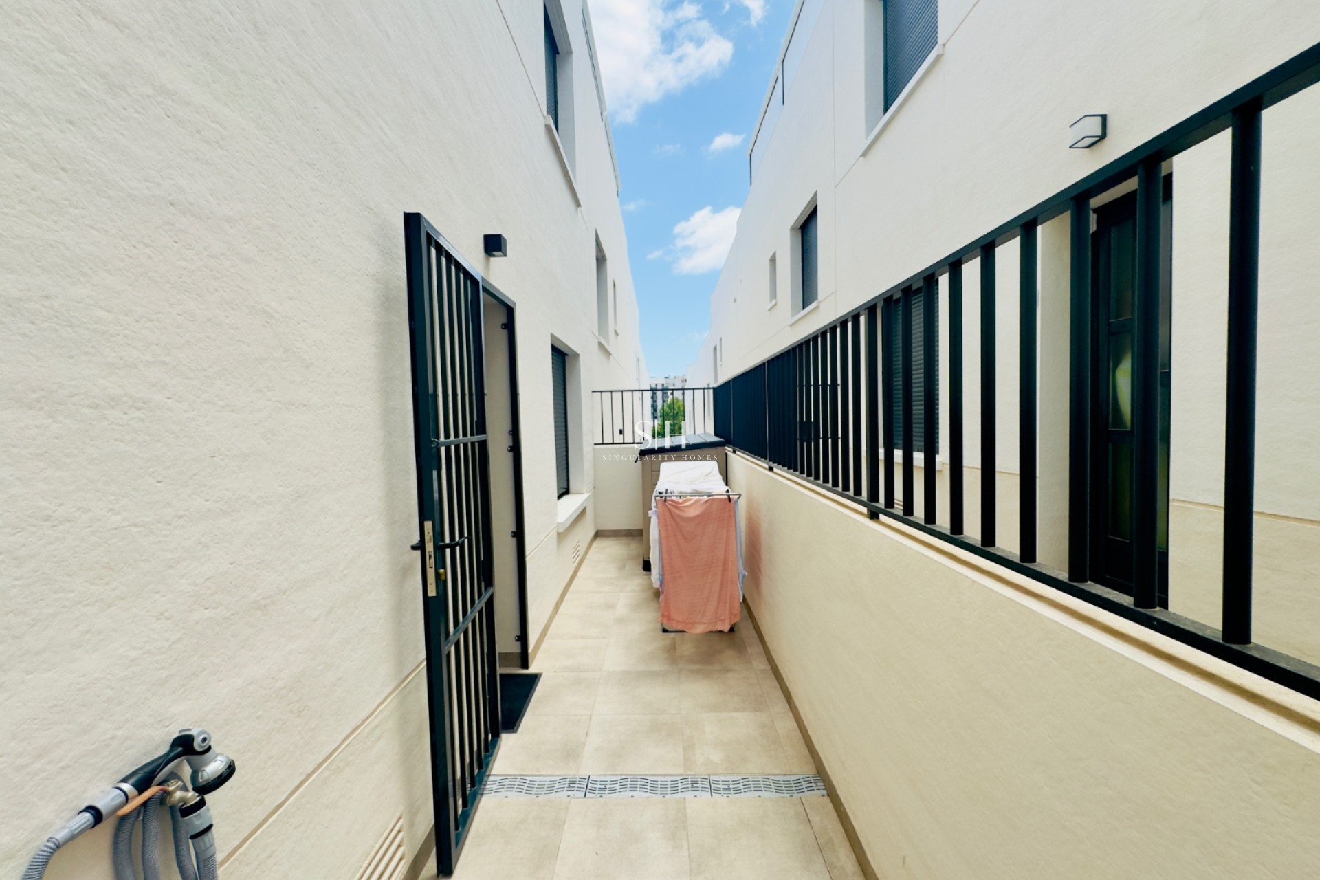 Resale - Apartment / flat - San Miguel de Salinas