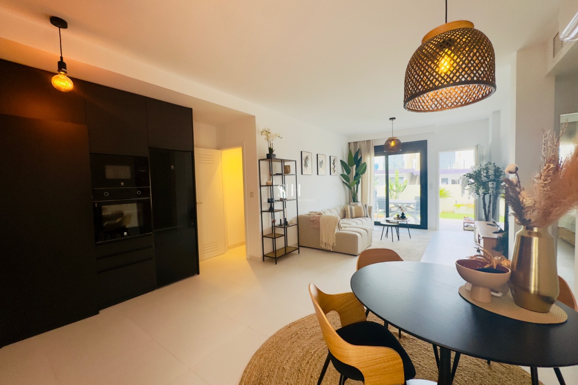 Resale - Apartment / flat - San Miguel de Salinas