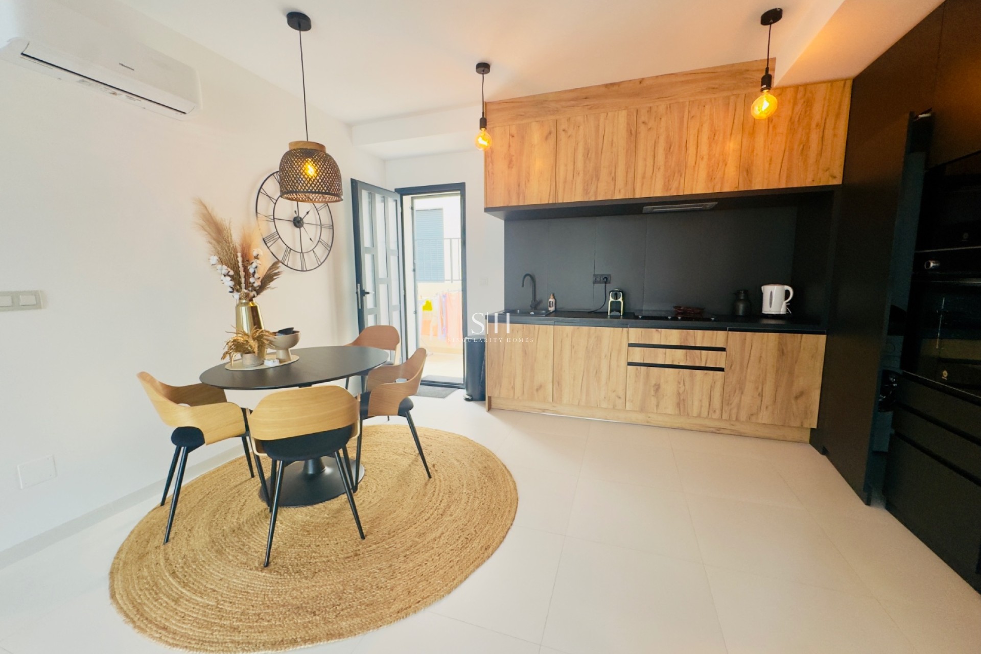 Resale - Apartment / flat - San Miguel de Salinas