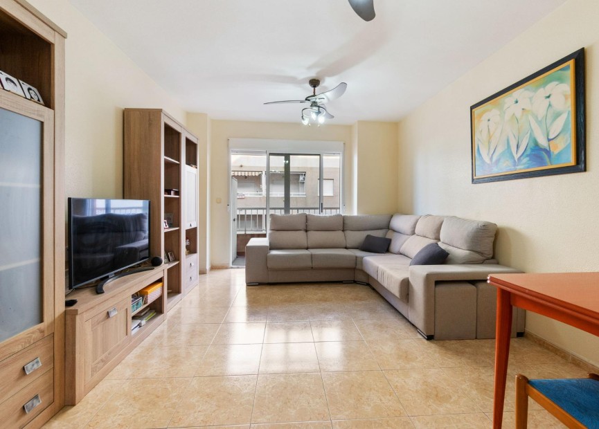 Resale - Apartment / flat - Torrevieja - Acequion