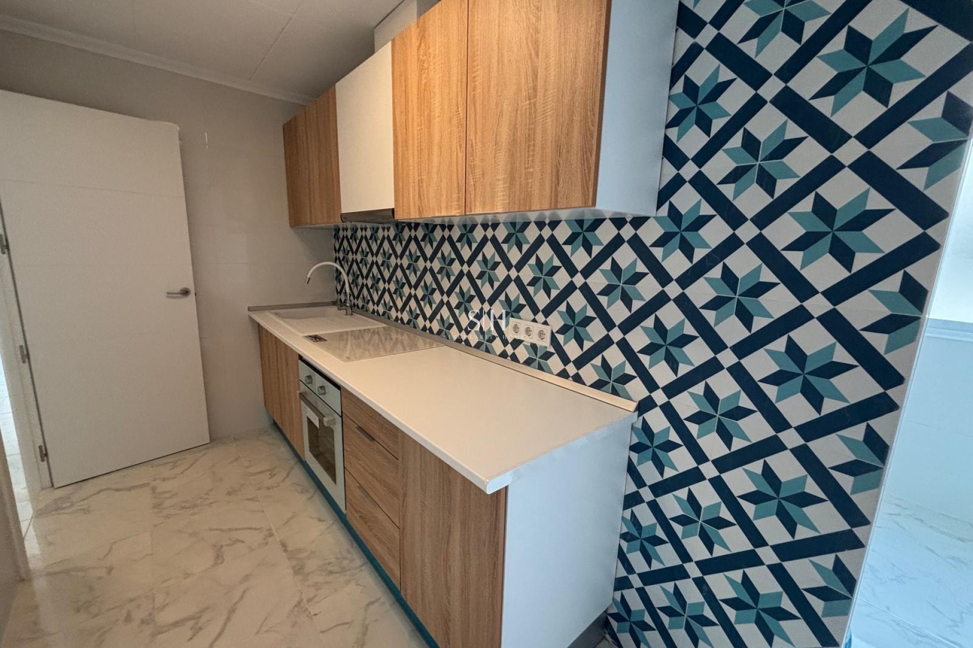 Resale - Apartment / flat - Torrevieja - Acequion