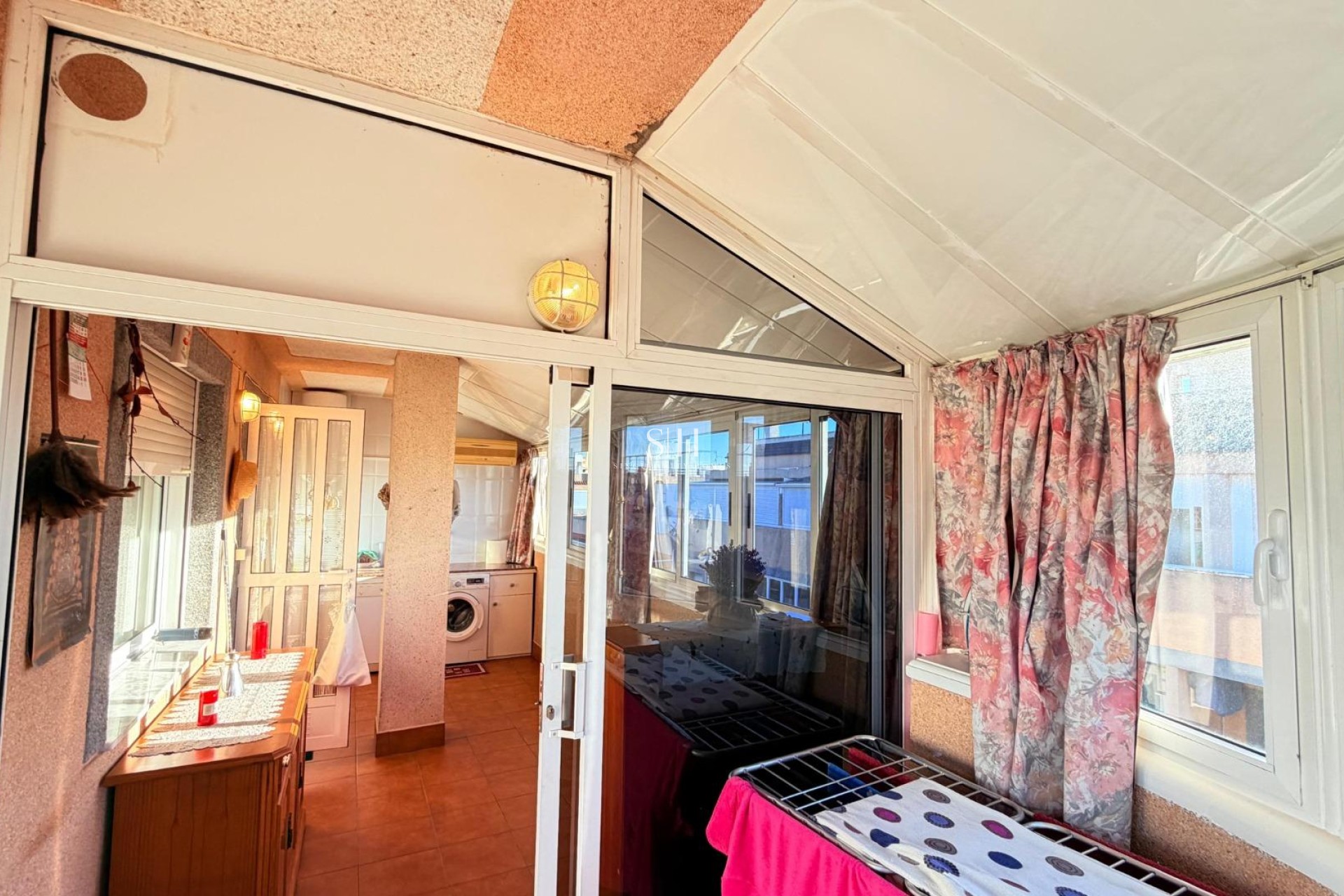 Resale - Apartment / flat - Torrevieja - Acequion