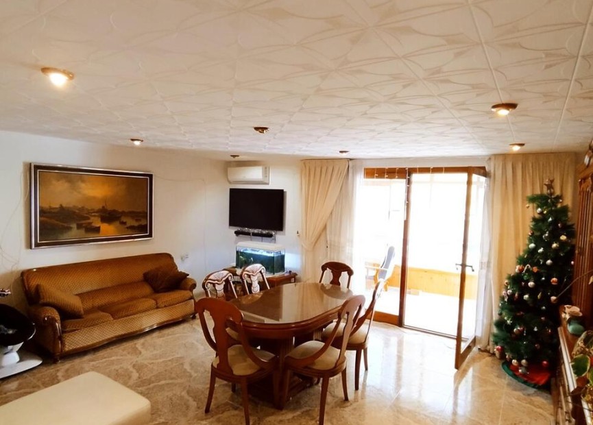 Resale - Apartment / flat - Torrevieja - Acequion