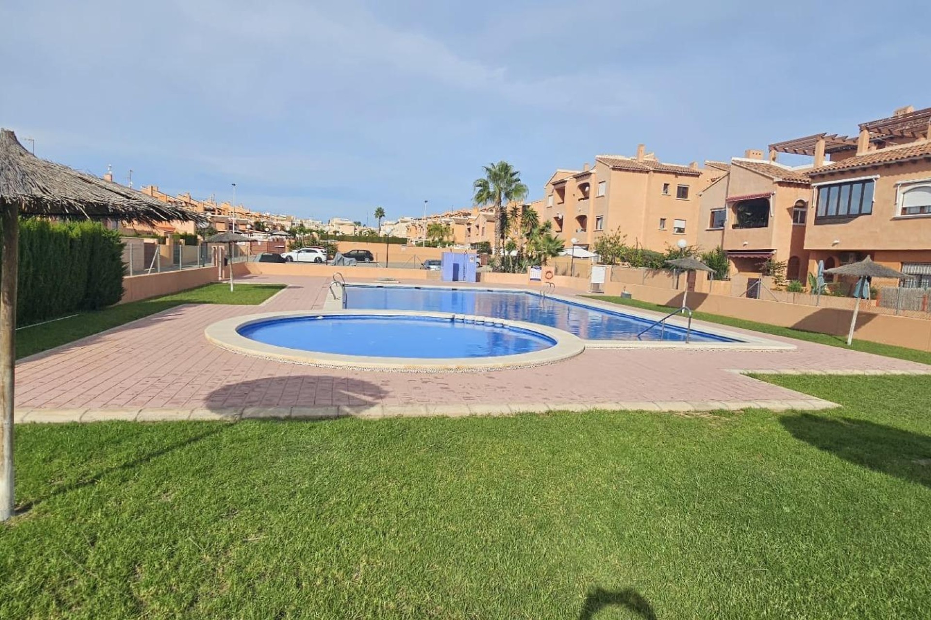 Resale - Apartment / flat - Torrevieja - aguas nuevas