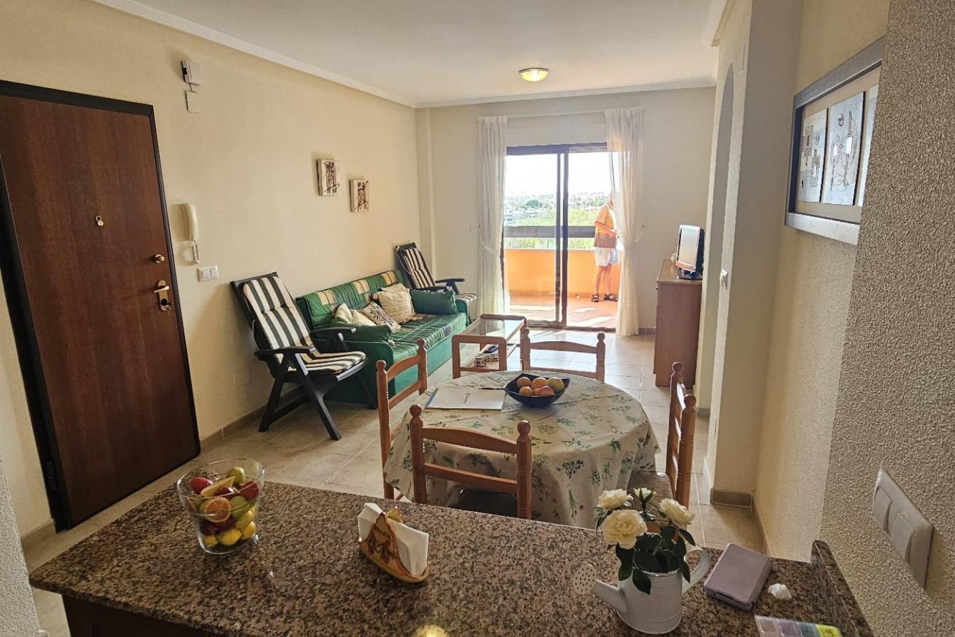 Resale - Apartment / flat - Torrevieja - aguas nuevas