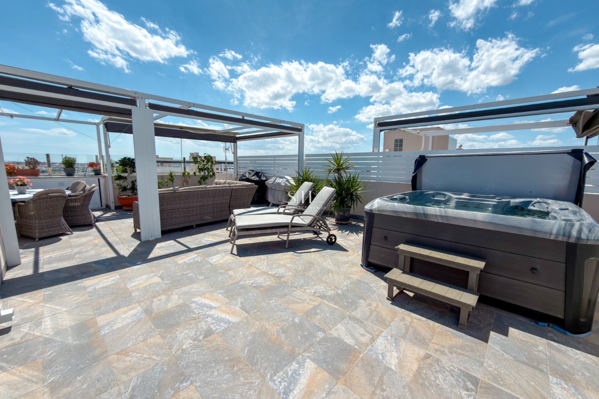 Resale - Apartment / flat - Torrevieja - Aguas Nuevas