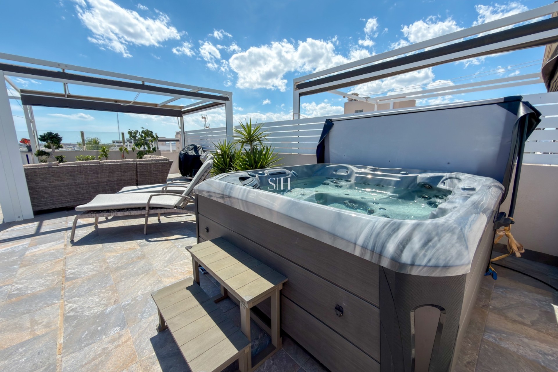 Resale - Apartment / flat - Torrevieja - Aguas Nuevas