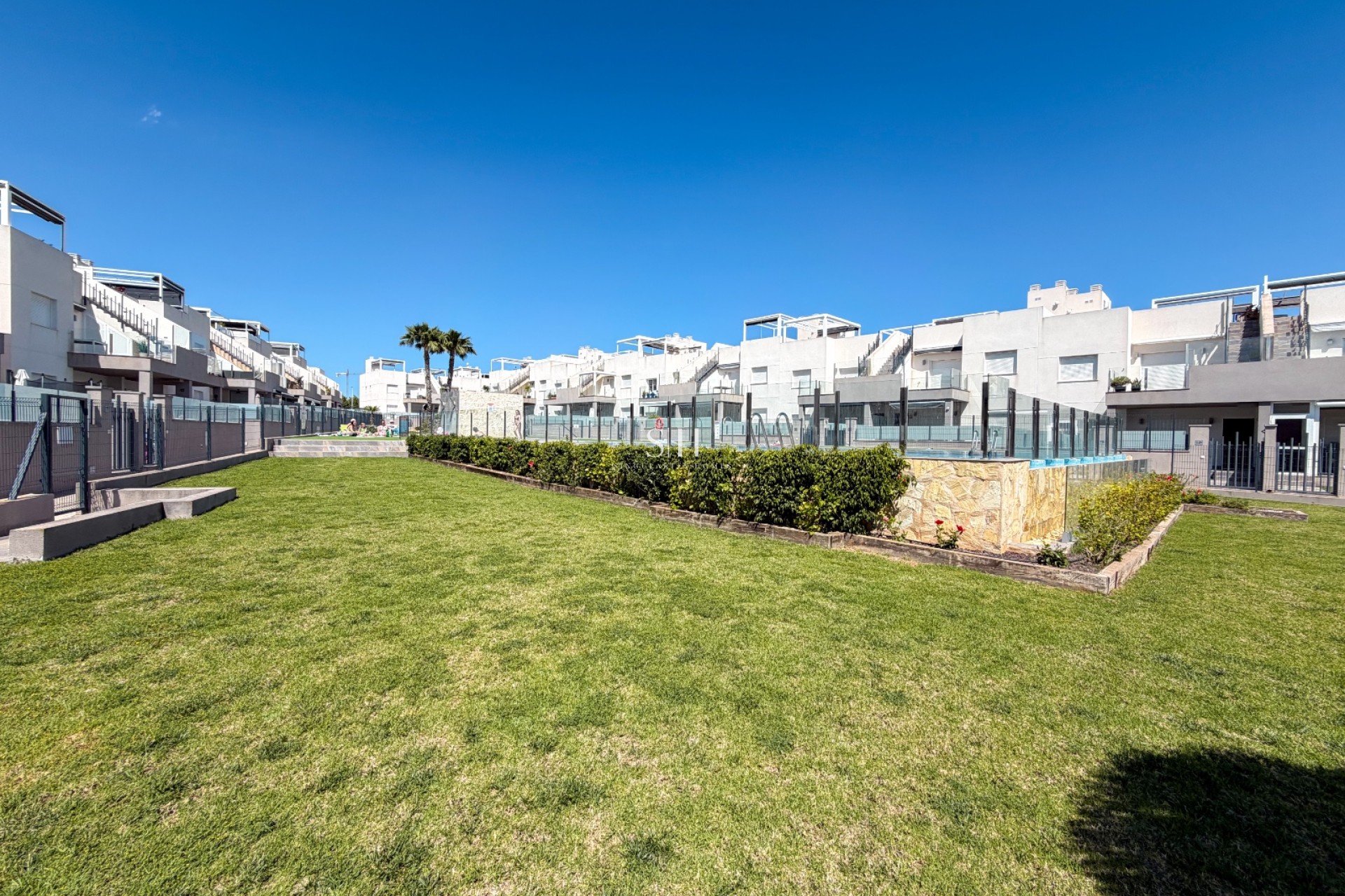 Resale - Apartment / flat - Torrevieja - Aguas Nuevas