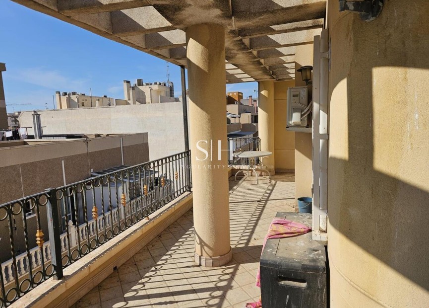 Resale - Apartment / flat - Torrevieja - CENTRE