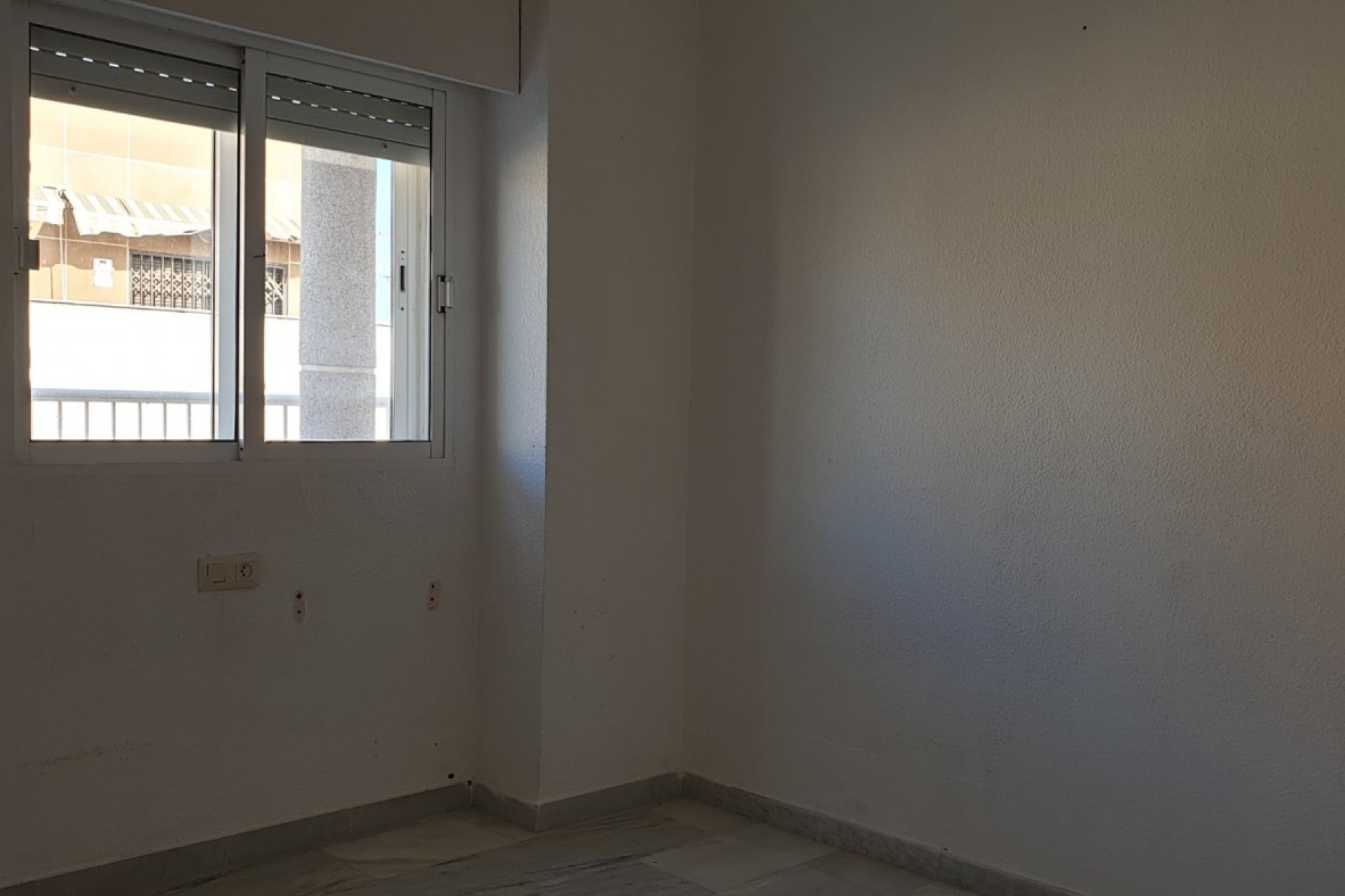 Resale - Apartment / flat - Torrevieja - Centro