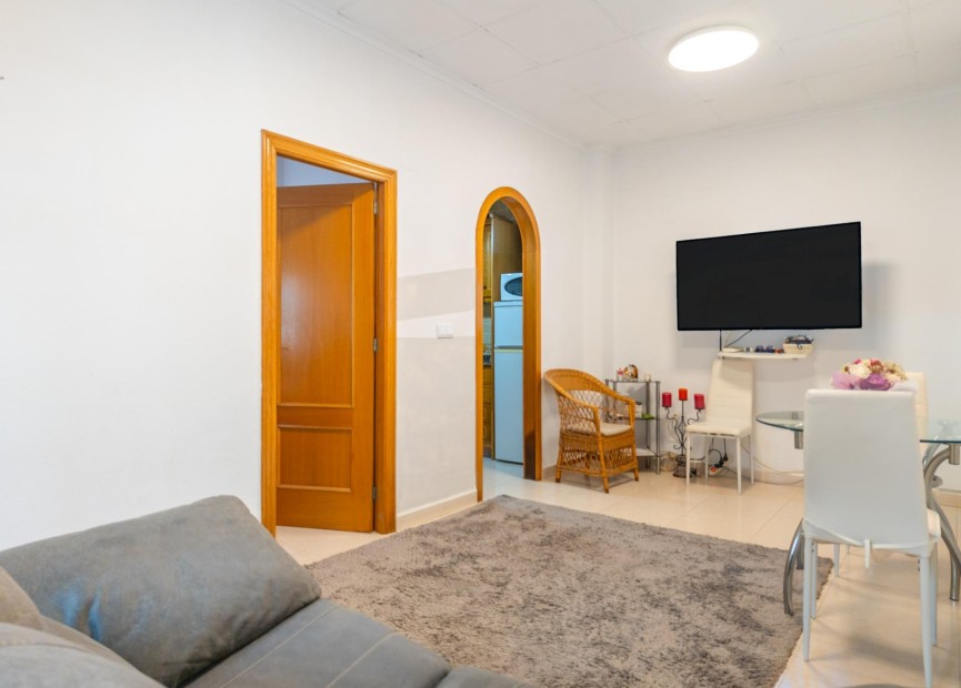 Resale - Apartment / flat - Torrevieja - Centro