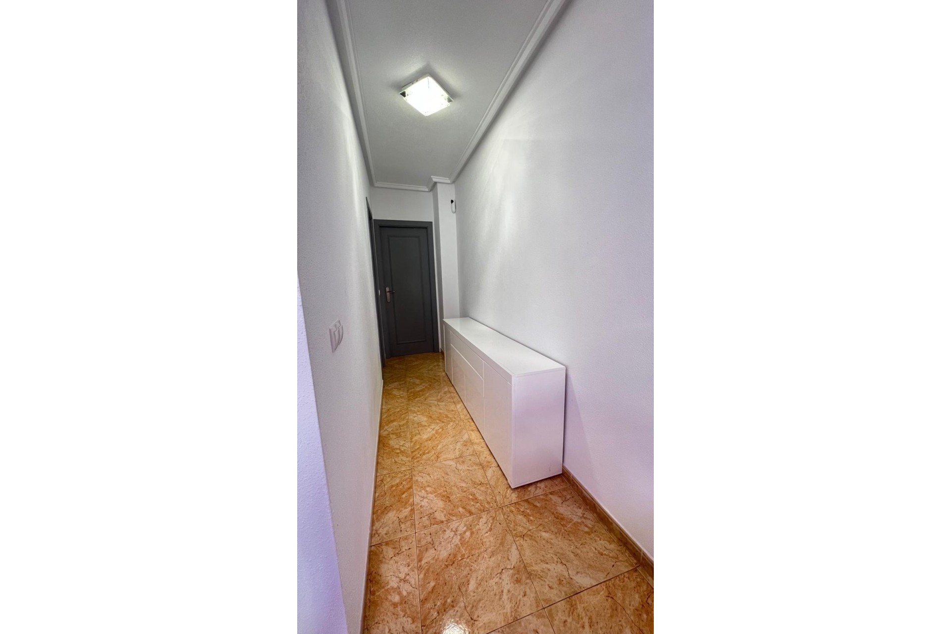 Resale - Apartment / flat - Torrevieja - Centro