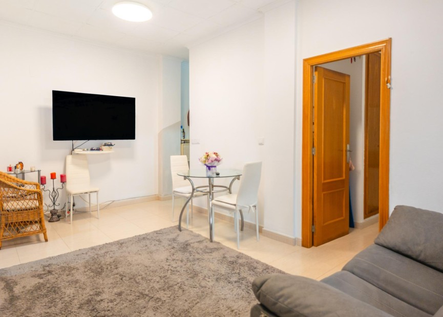 Resale - Apartment / flat - Torrevieja - Centro