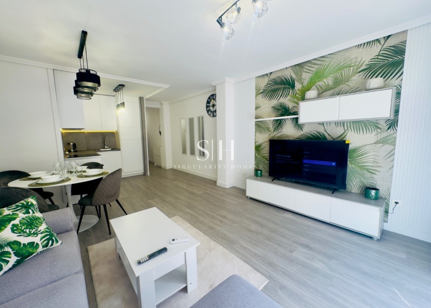 Resale - Apartment / flat - Torrevieja - Centro