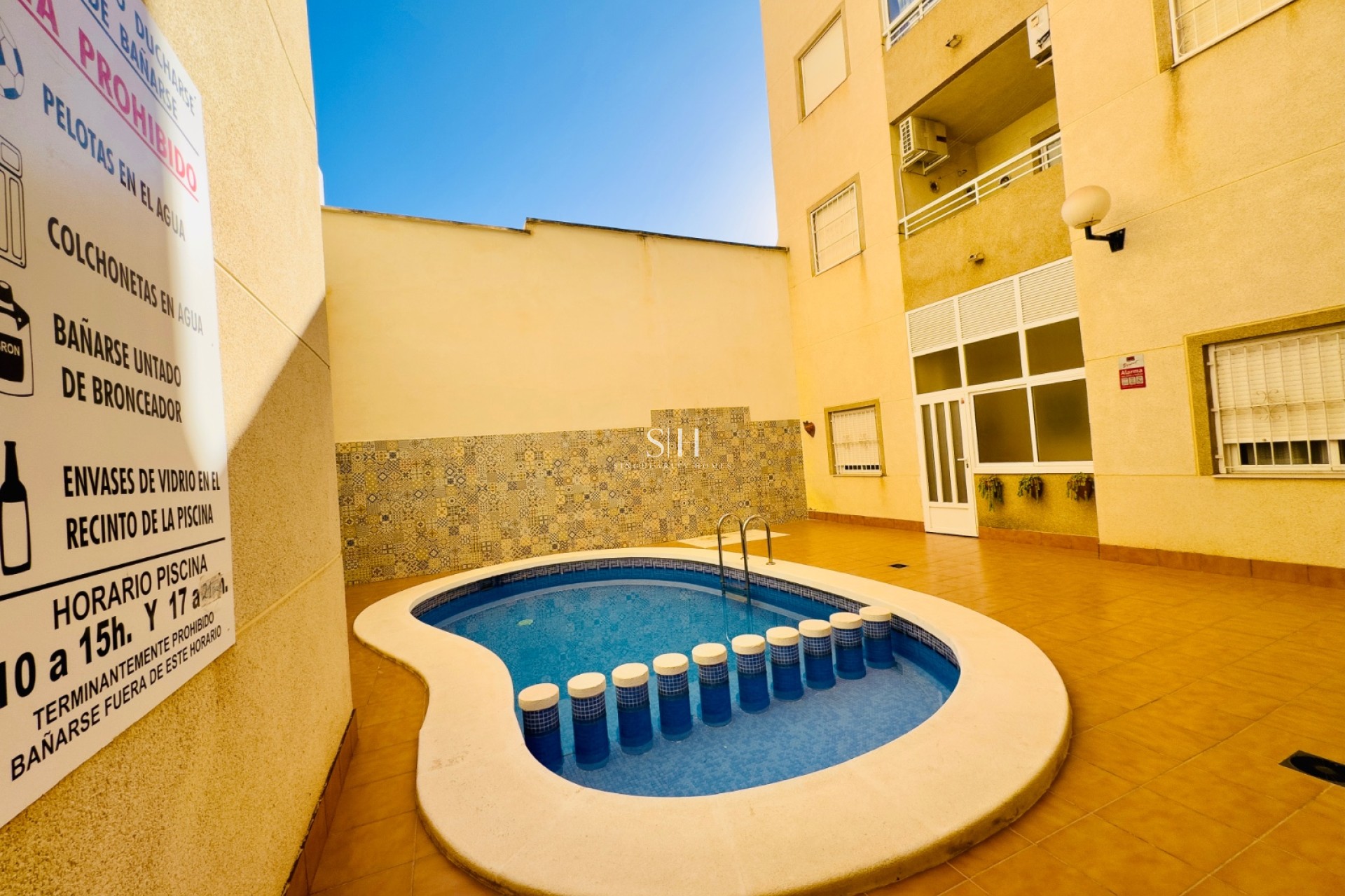 Resale - Apartment / flat - Torrevieja - Centro