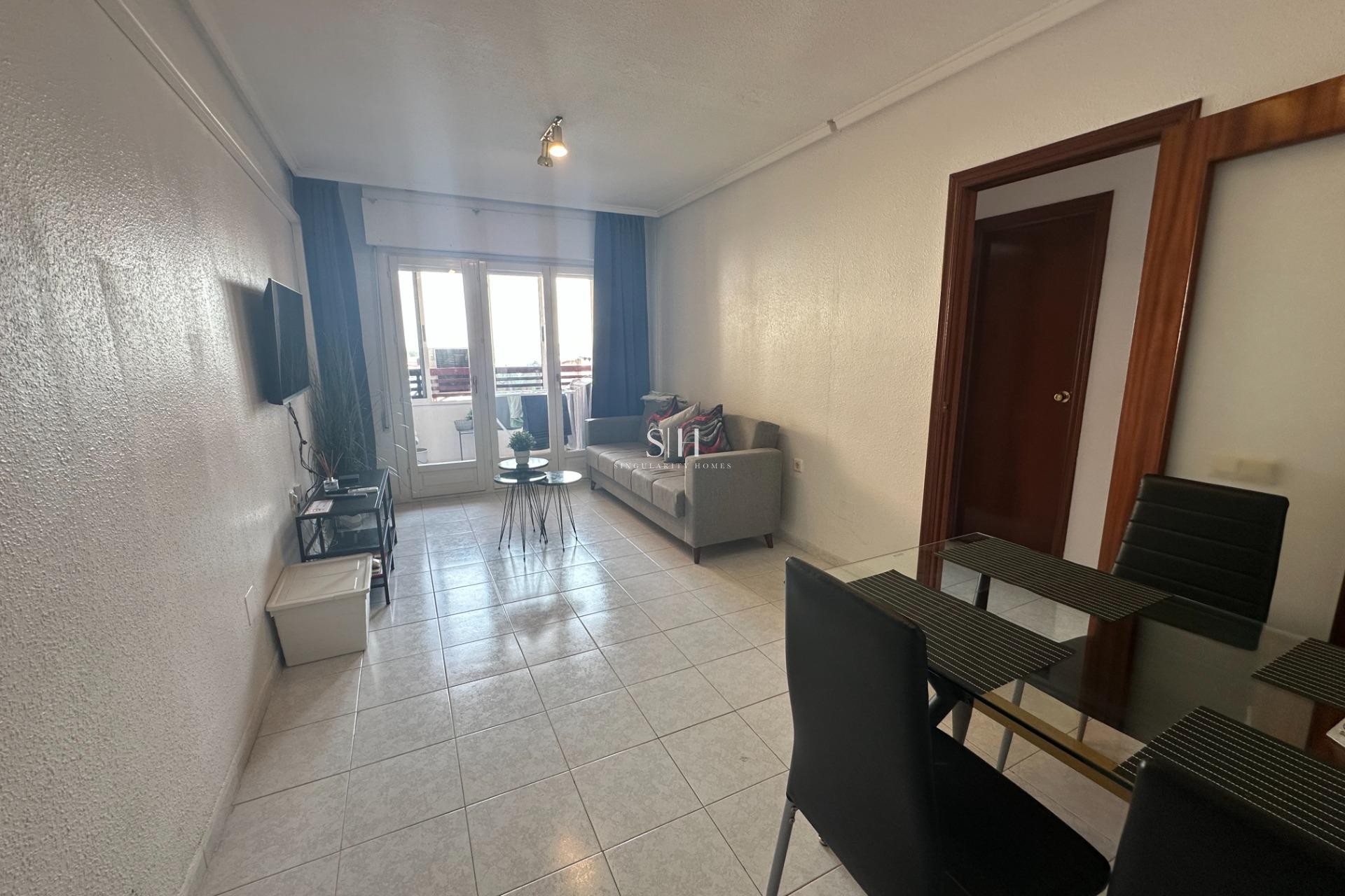 Resale - Apartment / flat - Torrevieja - Centro