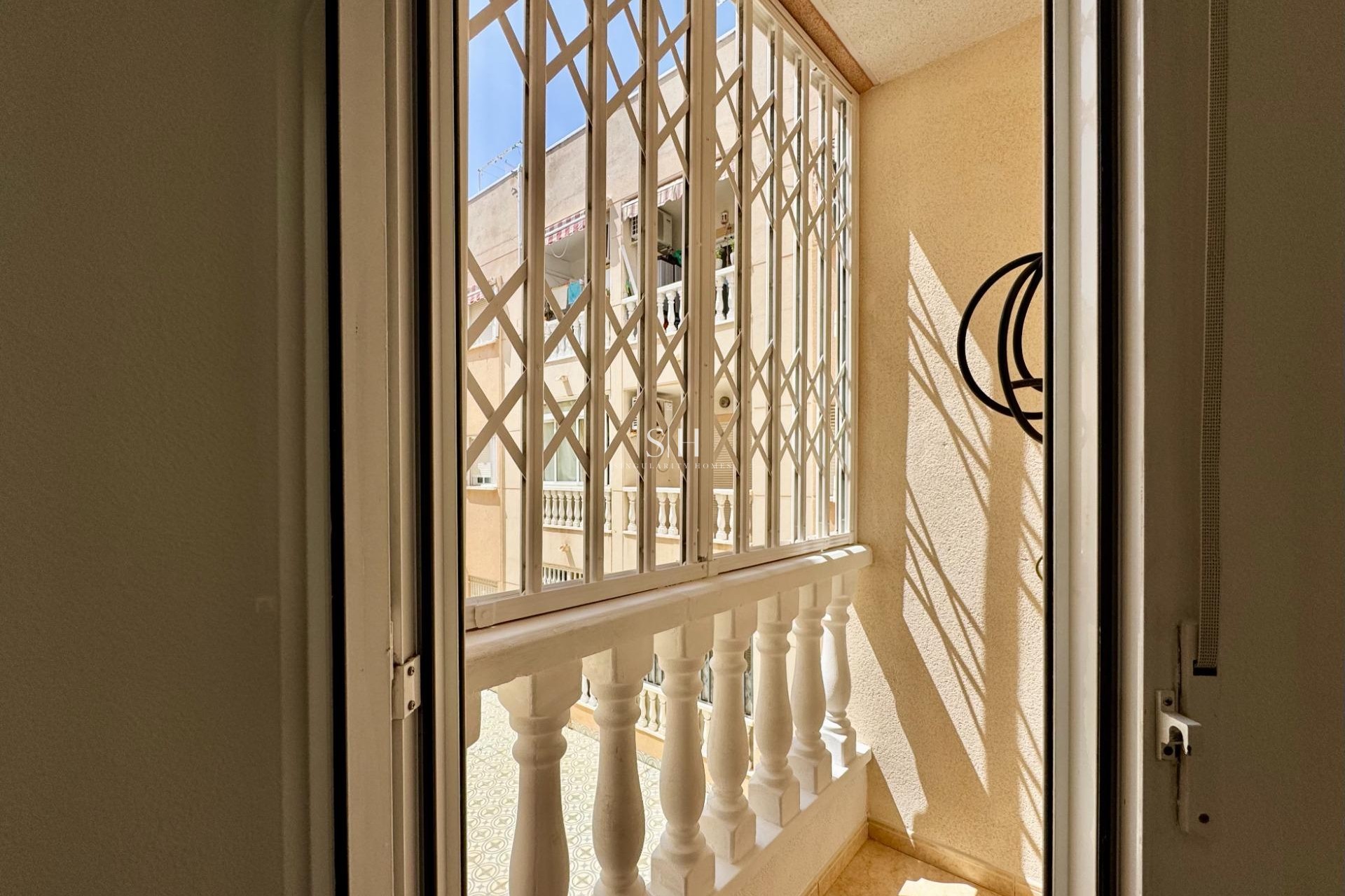 Resale - Apartment / flat - Torrevieja - Centro