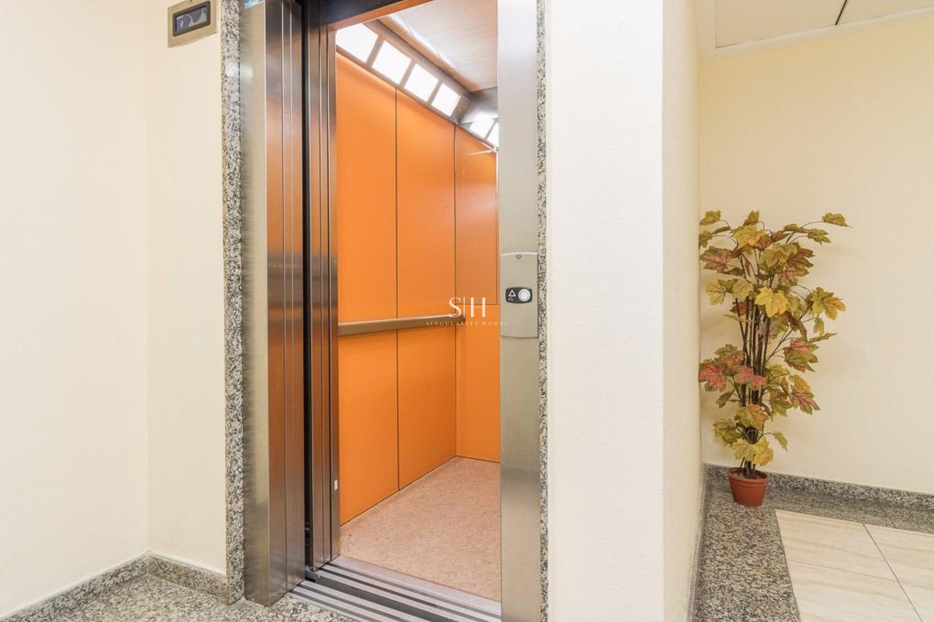 Resale - Apartment / flat - Torrevieja - Centro
